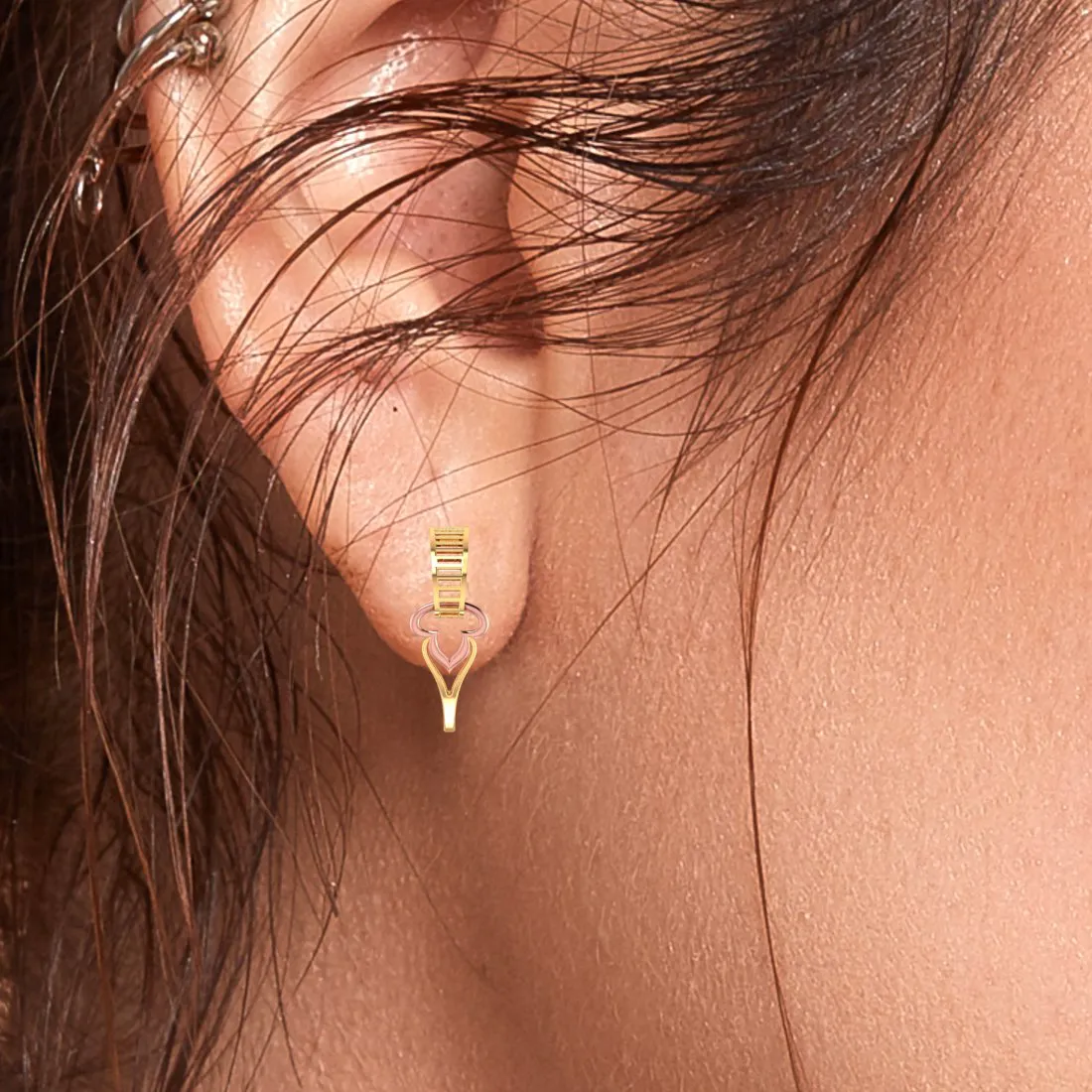 14k Beautiful Gold Earrings With A Touch Of Yellow Gold