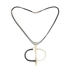 Inteplei Necklace: B & W Oval W/Pearl