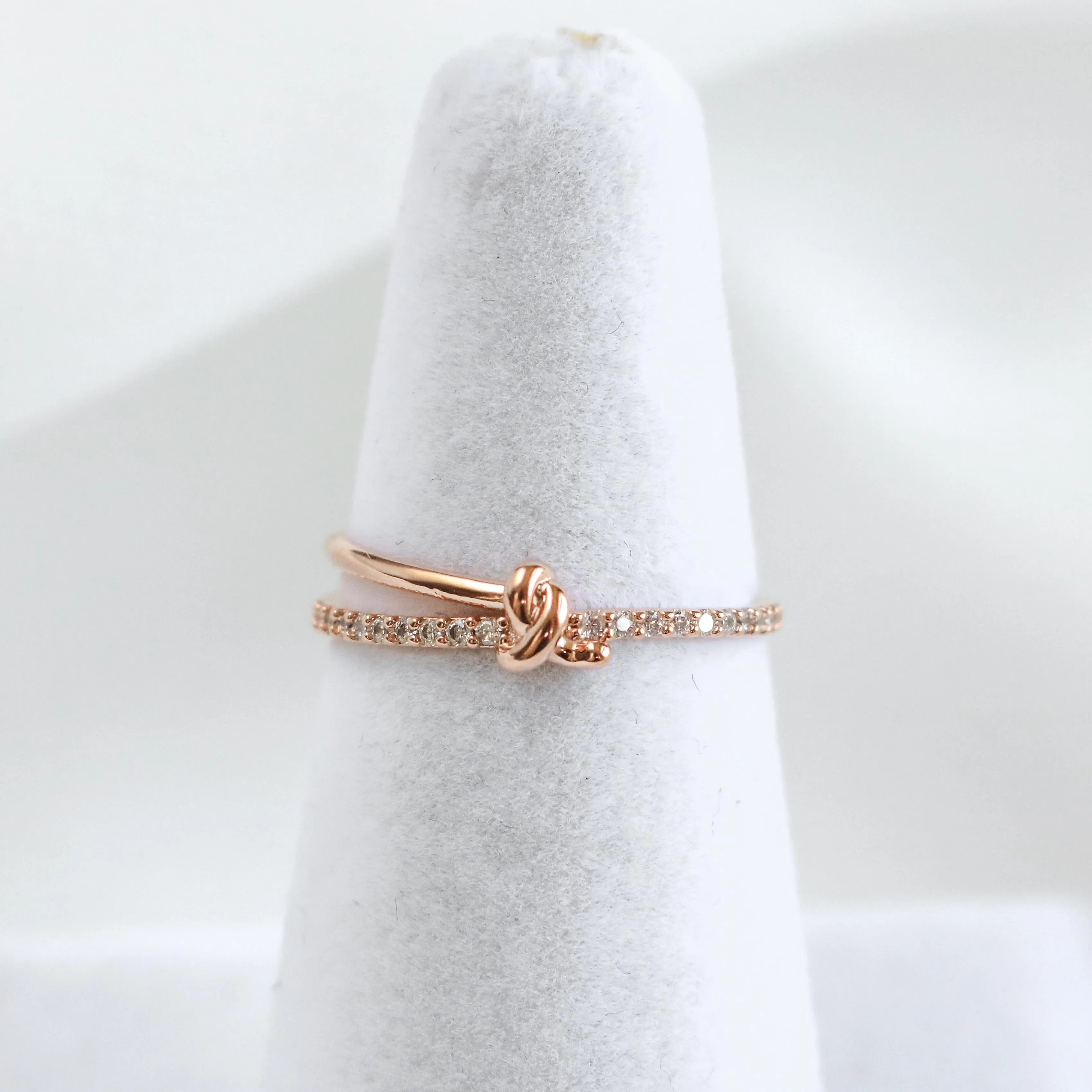 Knot Ring