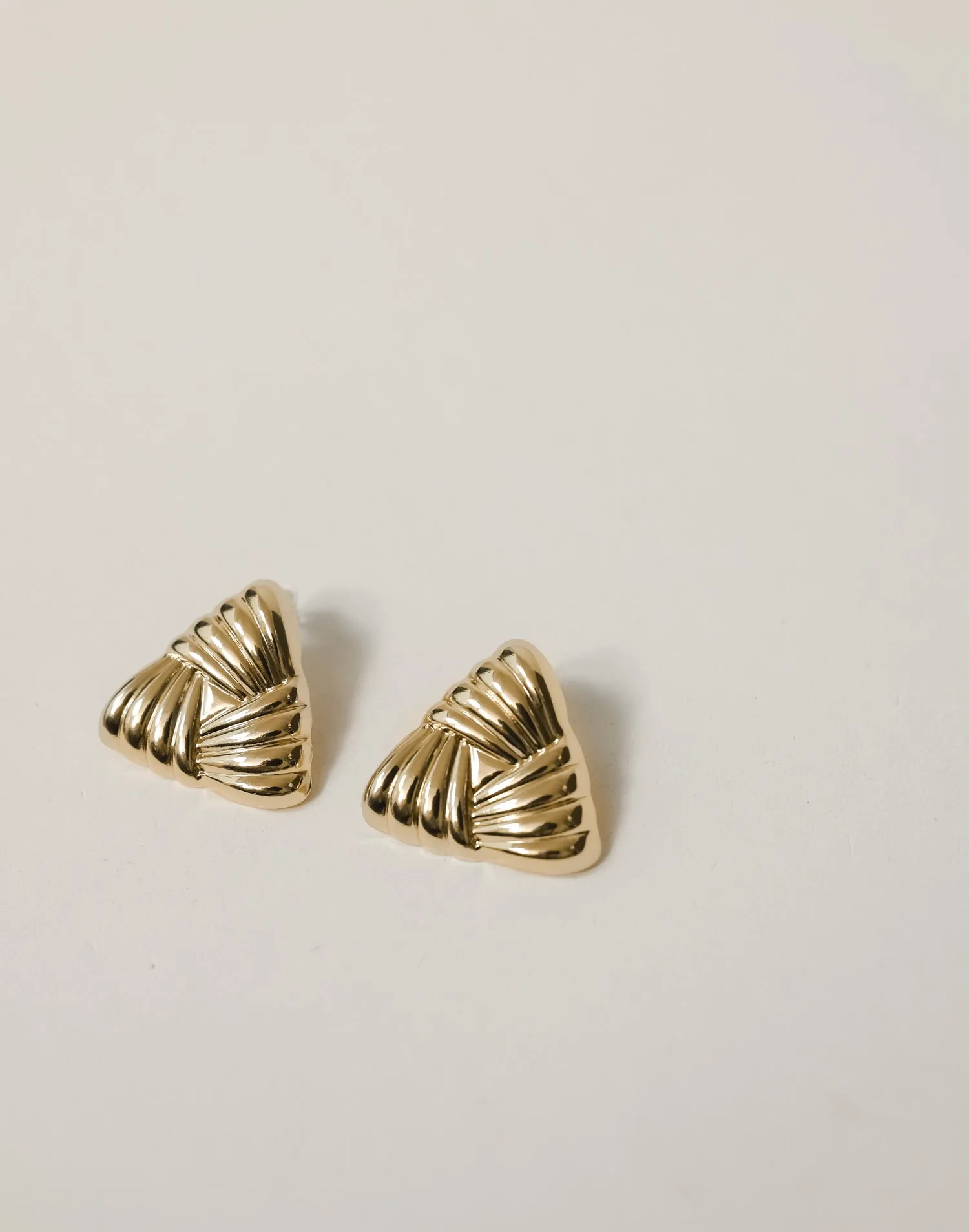 Mina Earrings (Gold)