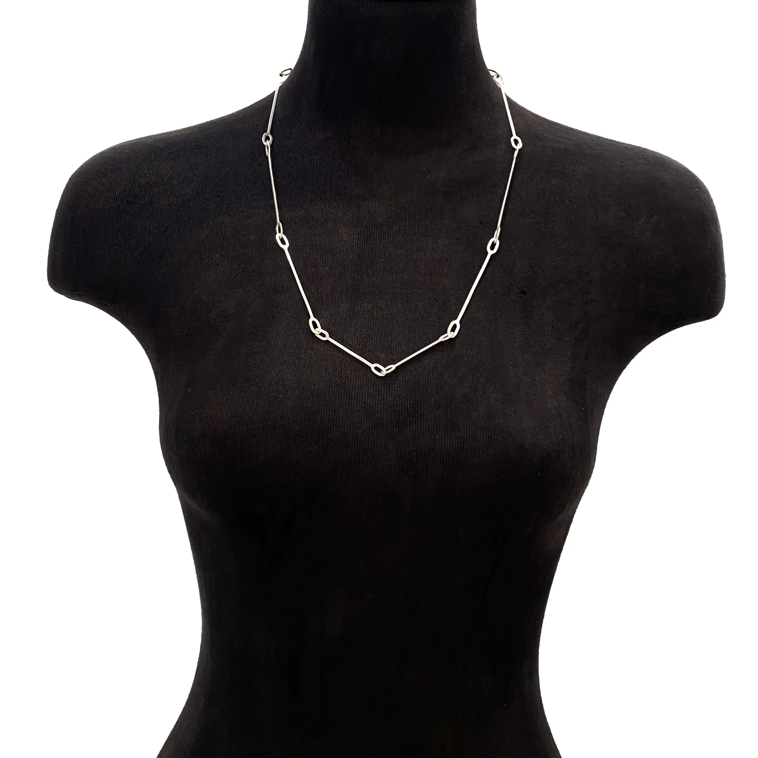 Short Chain Link Necklace